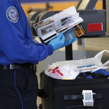 tsa-airport-security-luggage-magazine-4